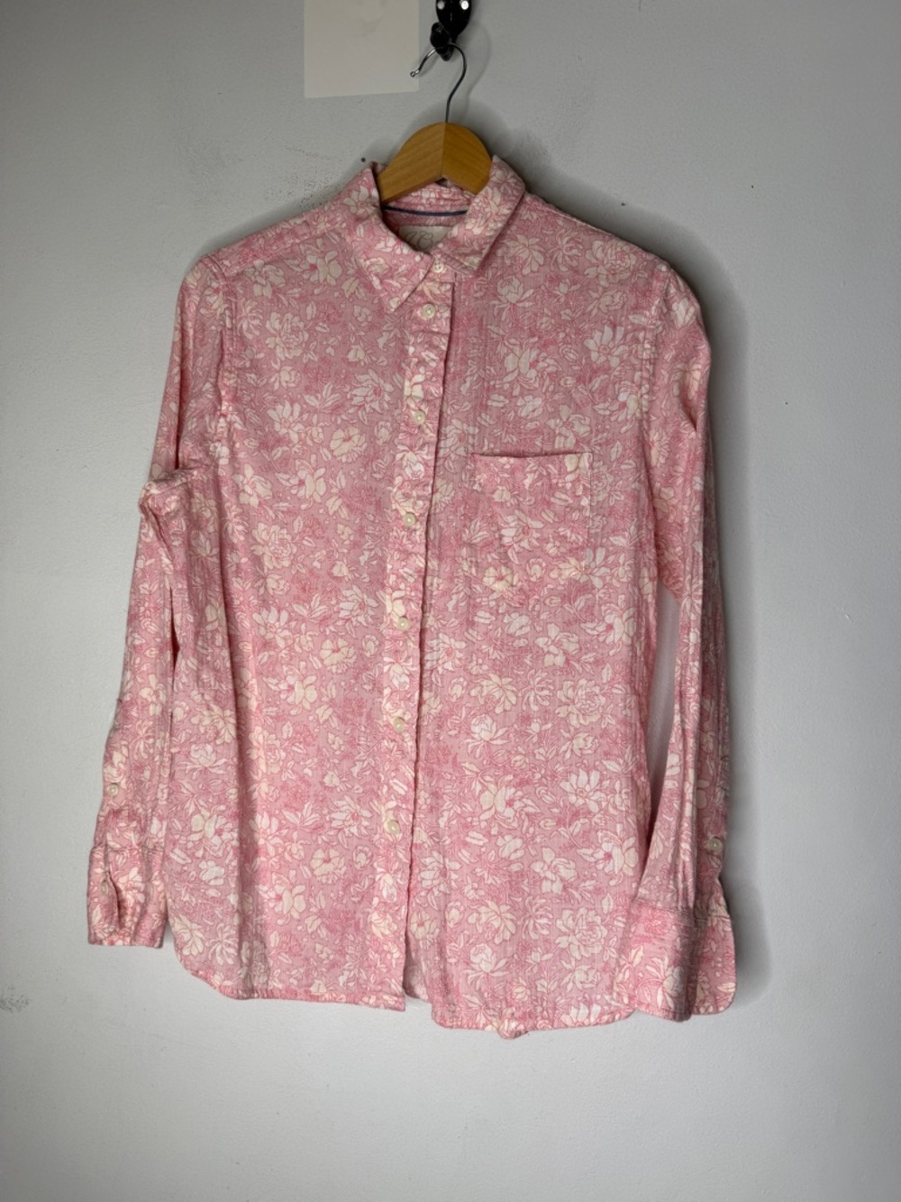 J Crew Classic Fit Collar Button Down Pink Floral Cotton Sz 6